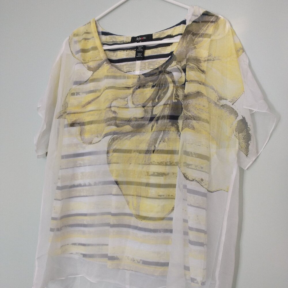 NWOT Style & Co. Sheer Blouse Size M